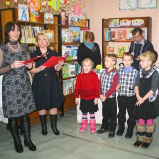 Торжественное открытие модельной библиотеки в селе Укан Ярского района 