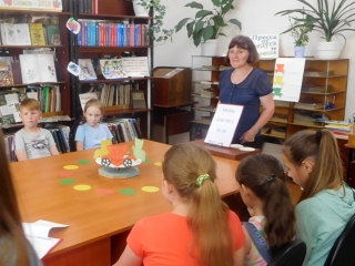 Игра «Колесо истории» в Сюмсинской районной библиотеке