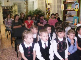 Конкурс чтецов в Киясовской детской библиотеке ко Дню матери
