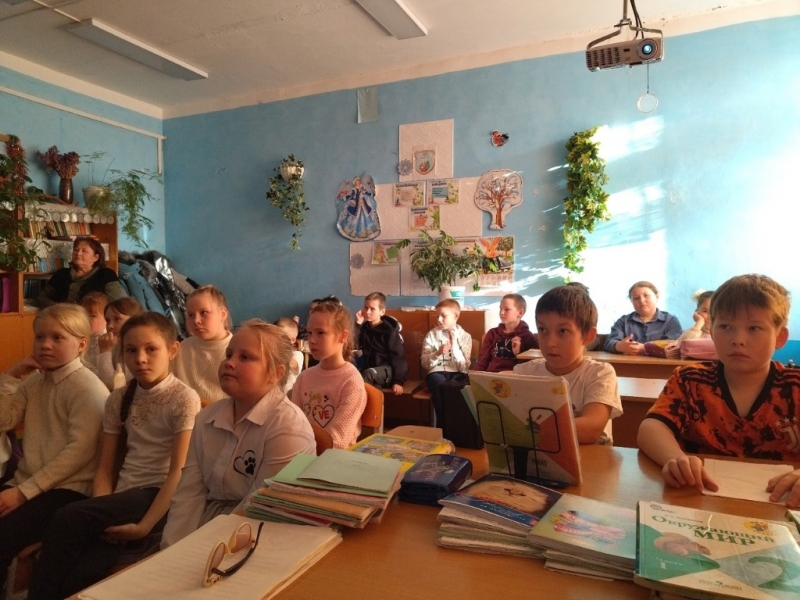 Час здоровья для Нижнепыхтинских школьников о питании