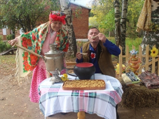 Сельская ярмарка «Осеннее изобилие» в Узей-Тукле