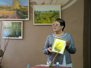Мастер-класс художницы Галины Северьяновой в Балезинской районной библиотеке