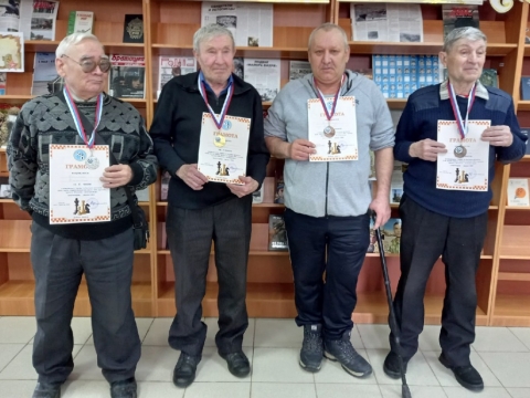Межрайонный шахматный турнир в Дебёсской библиотеке