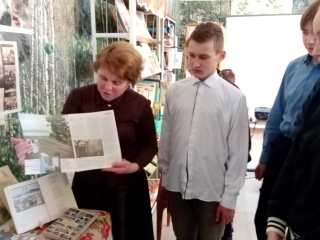 Литературная беседка «Есенинская Русь» в Петропавловской библиотеке