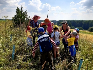 Туристический поход для ребят из летнего лагеря при Котегуртской библиотеке