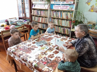 Акция «Читаем детям о войне»