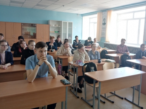 Дайджест-обзор современной литературы для Дебесских школьников