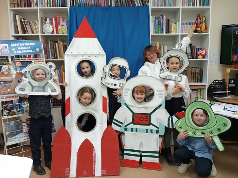 Игра «Путешествие на красную планету» в Шарканской детской библиотеке