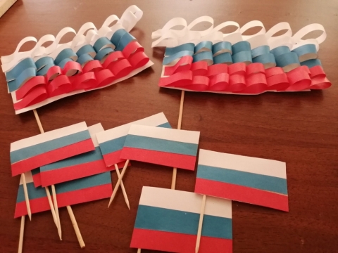 Акция «День Российского флага» в Сюрногуртской библиотеке