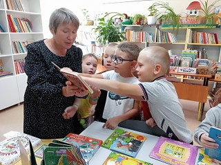 День специалиста «Знакомство с библиотекой. Мы и книги»