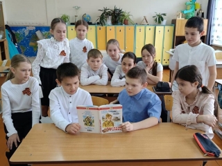 Участники Акции Шольинской сельской библиотеки.