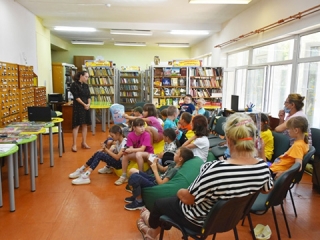 Литературный час «Добрый сказочник Сутеев» в Красногорской Детской библиотеке