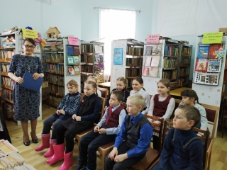 Литературный круиз «Веселое путешествие» в Чеканской библиотеке