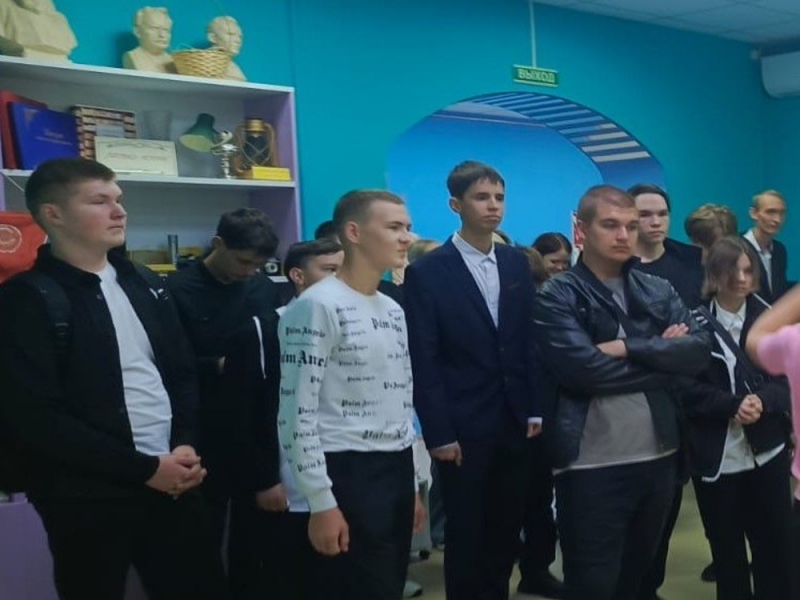 Экскурсия «Сектор правовой информации для Вас!».
