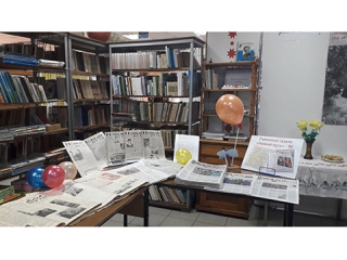 Выставка в честь юбилея районной газеты в Дебёсской библиотеке