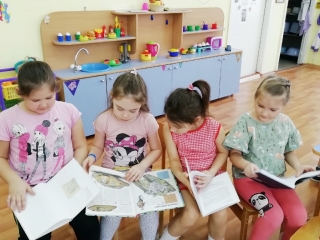 Патриотический час «Урок мужества» в Увинской детской библиотеке