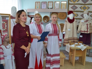 Открытие выставки Кезского районного дома ремесел «Уйпал крезьгуръес»